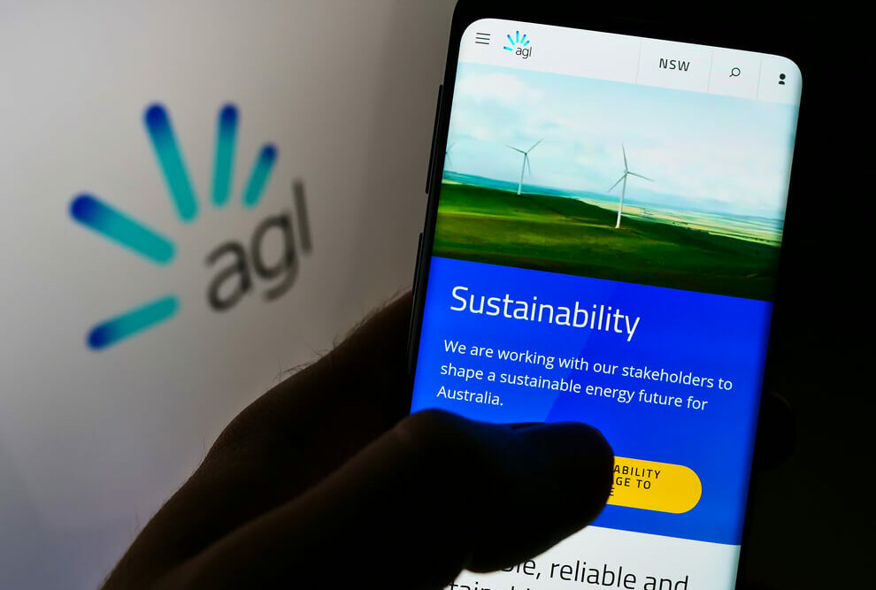 AGL dodges green shareholder s challenge to demerger scheme